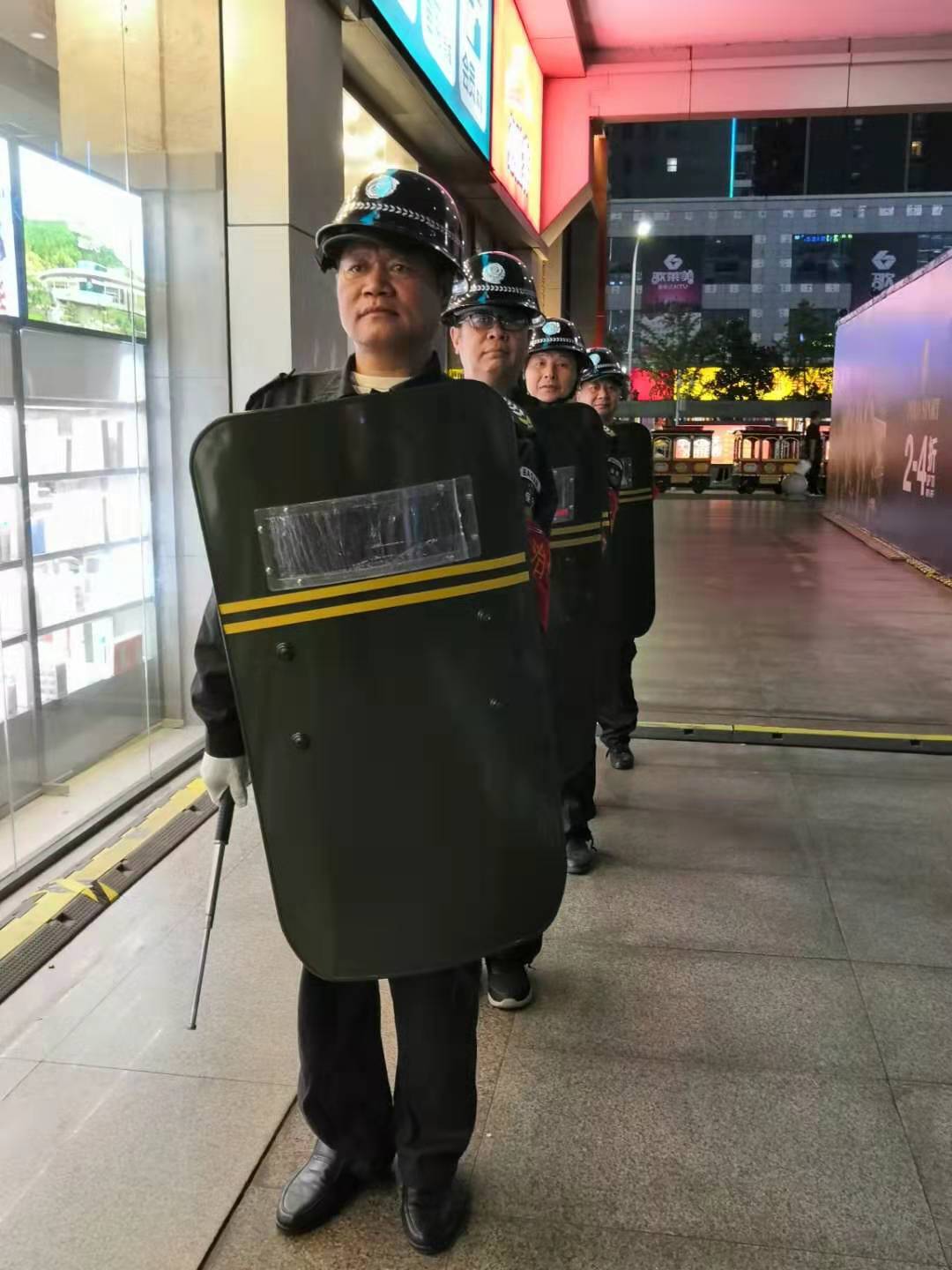 襄陽(yáng)戎安今天給大家介紹下保安員的11點(diǎn)工作職責(zé)！